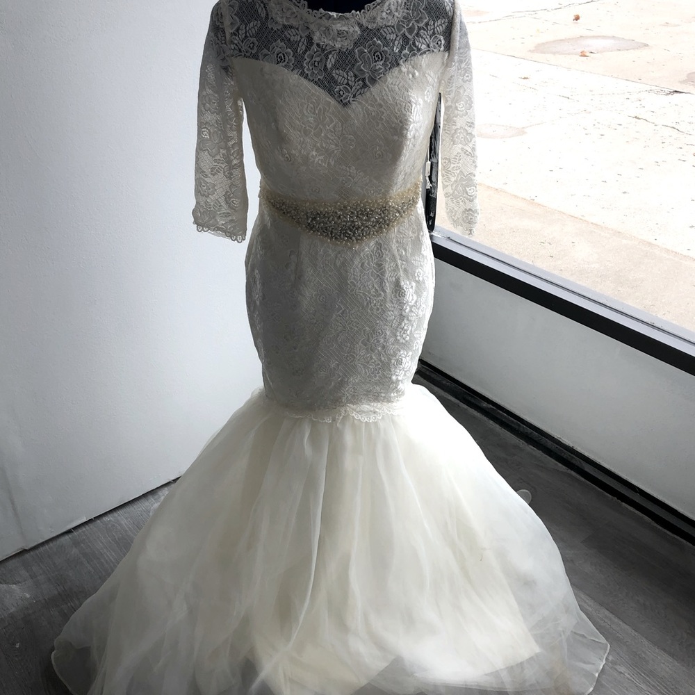 Custom 3/4 SleevedCream Laced Mermaid Trumpet Wedding Dress Size 6-8,Waist 32/34